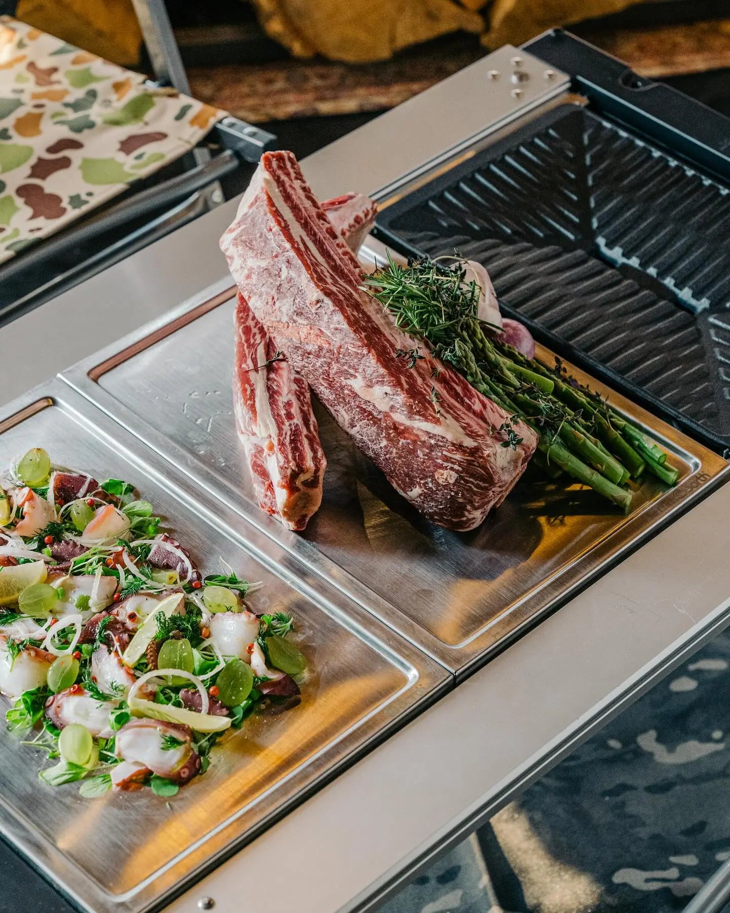 One Unit Cutting Board - theEarth