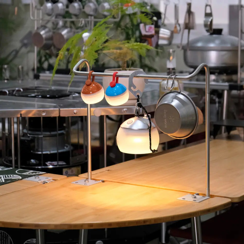 HR Side Hanger (R2) - Henrik Seo