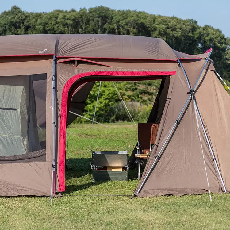 Land Lock - Snow Peak