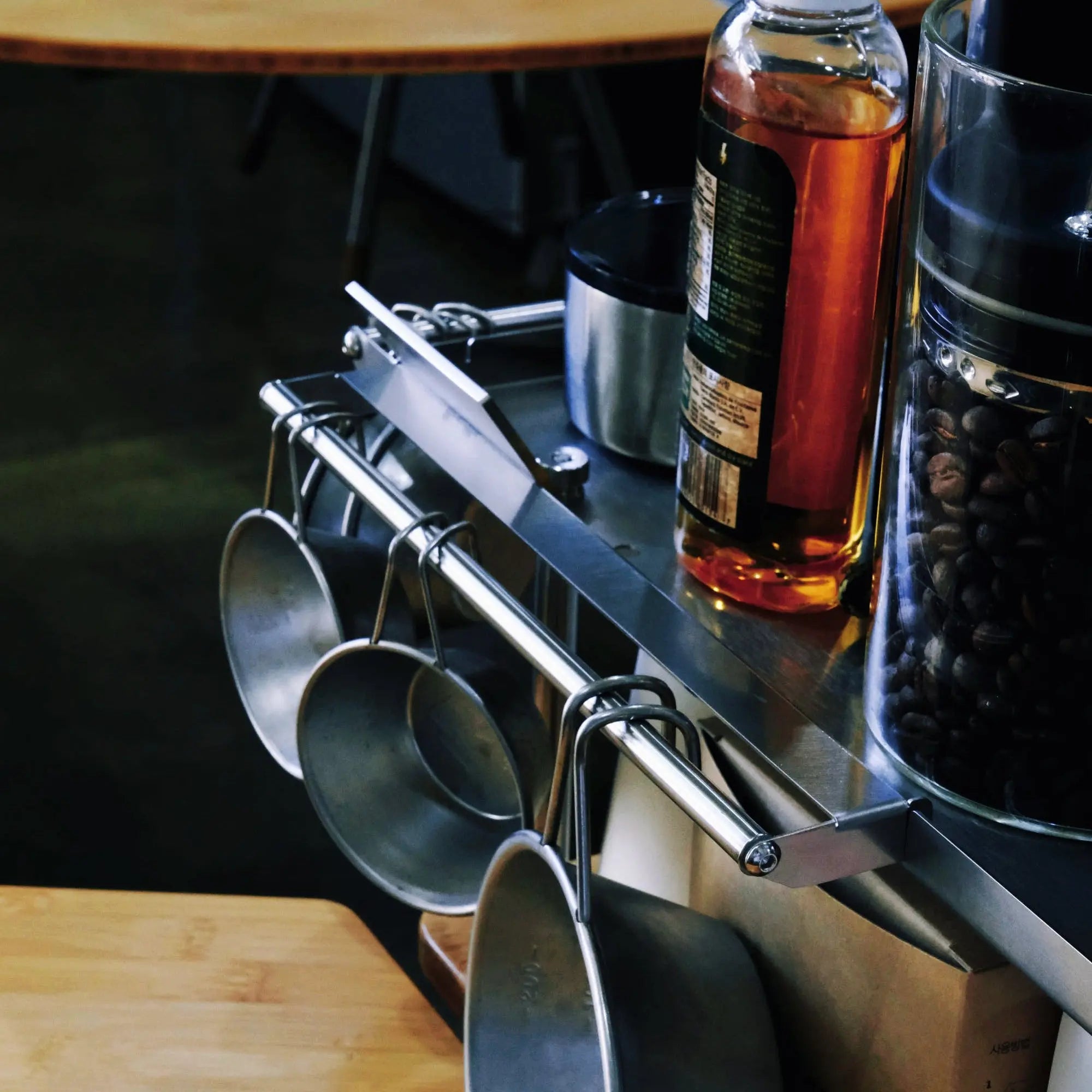 HR Side Tray Shelf Hanger - Henrik Seo