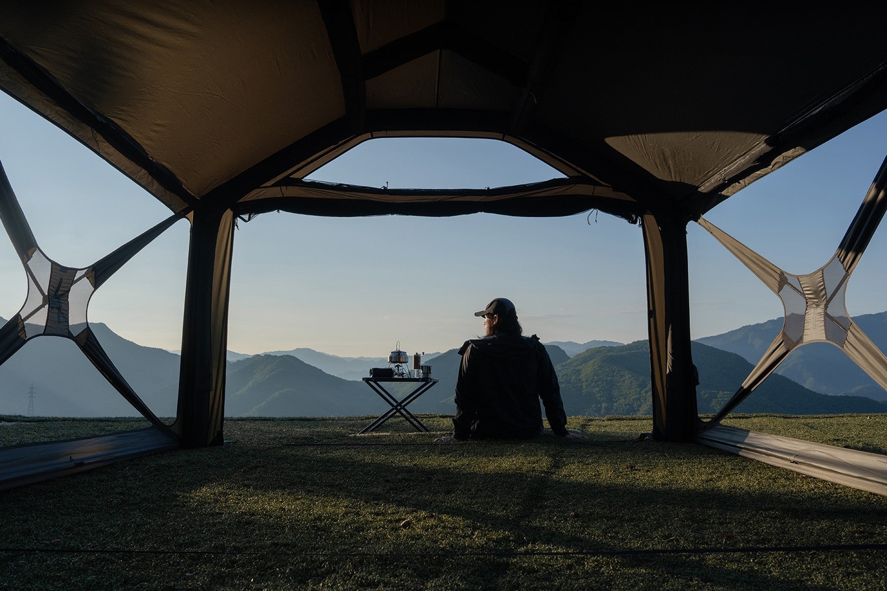 Monterra Cubex 2.8 Air Shelter