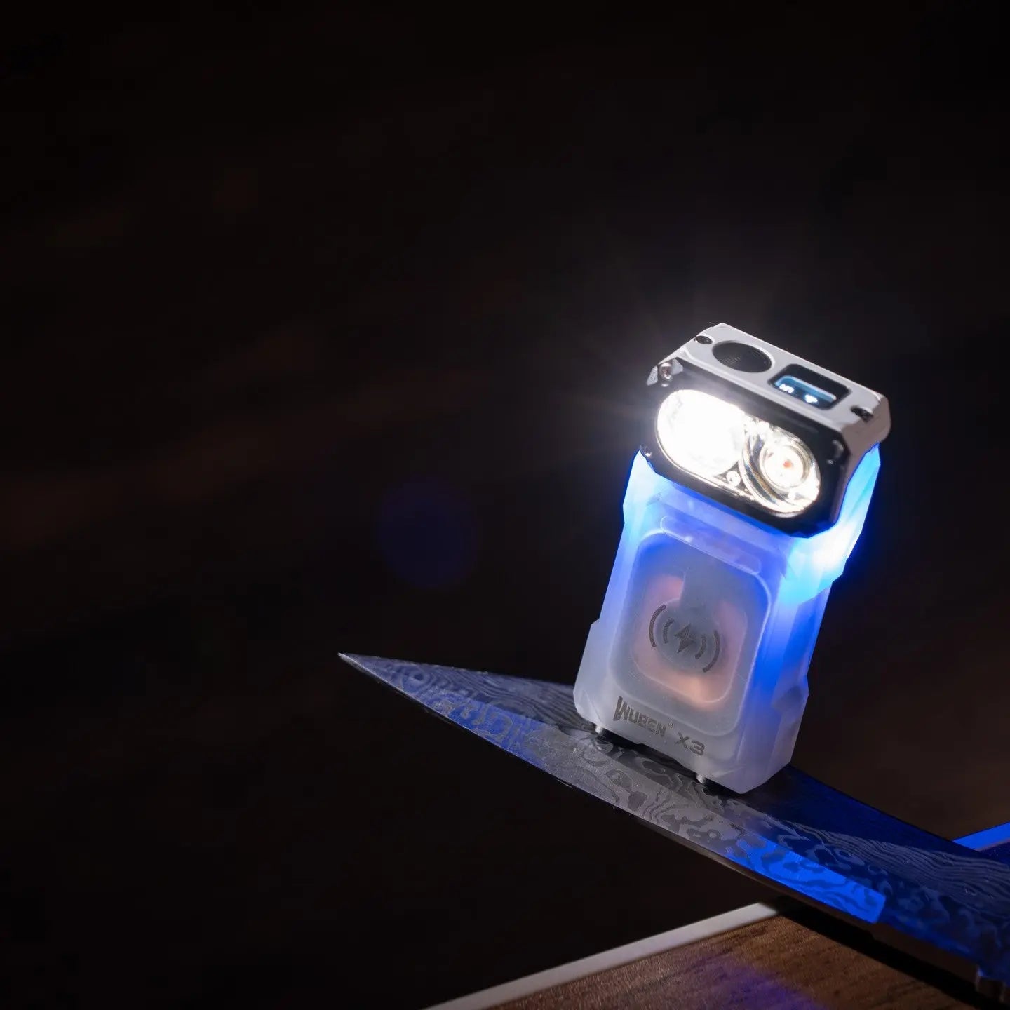 Lightok X3 Owl EDC Flashlight with Seat Charger - WubenLight