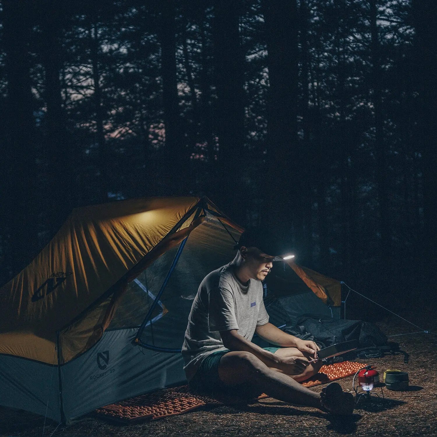 CLAYMORE CAPON 40B / RECHARGEABLE CAP LIGHT / CAPON40B