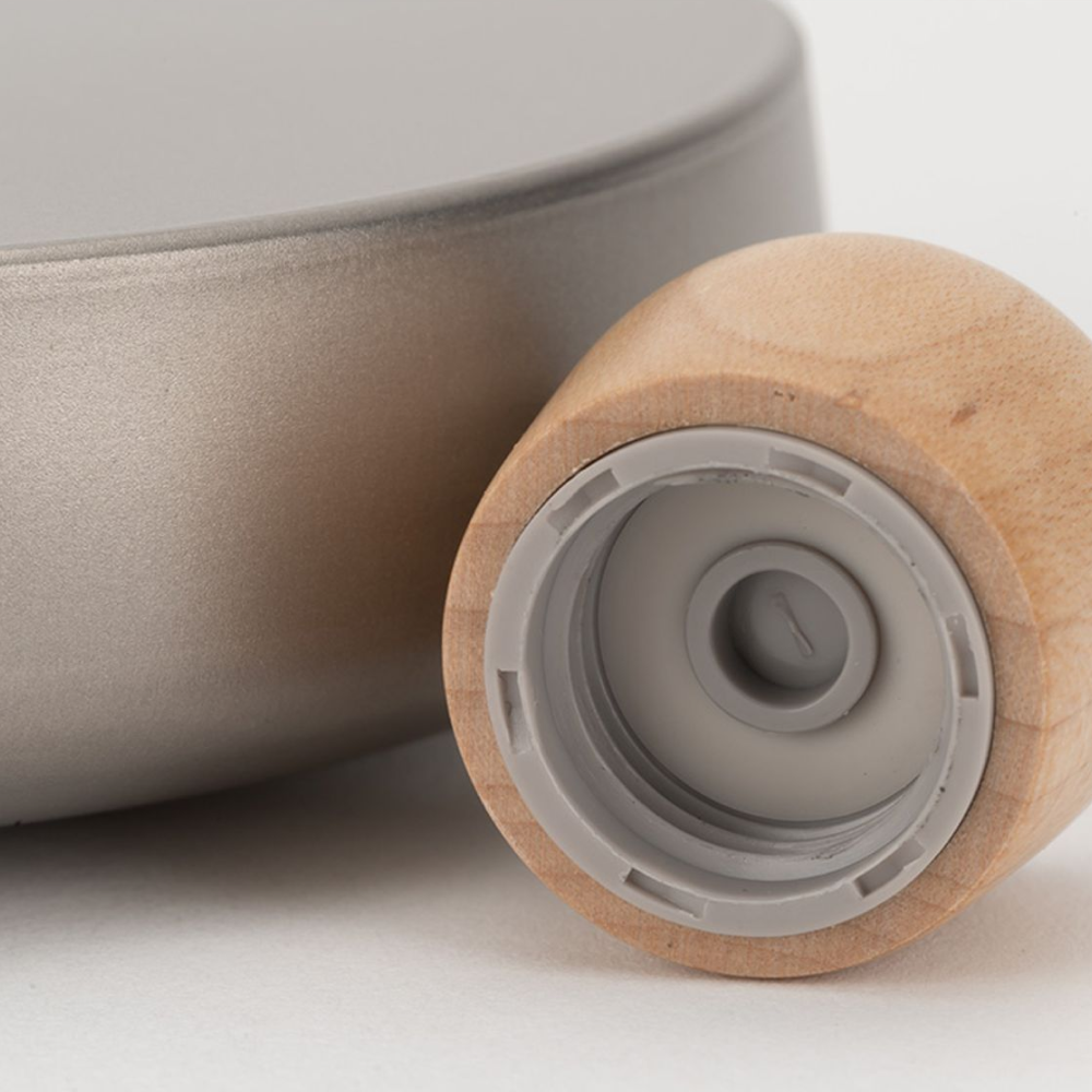 Round Titanium Flask in 150 mL