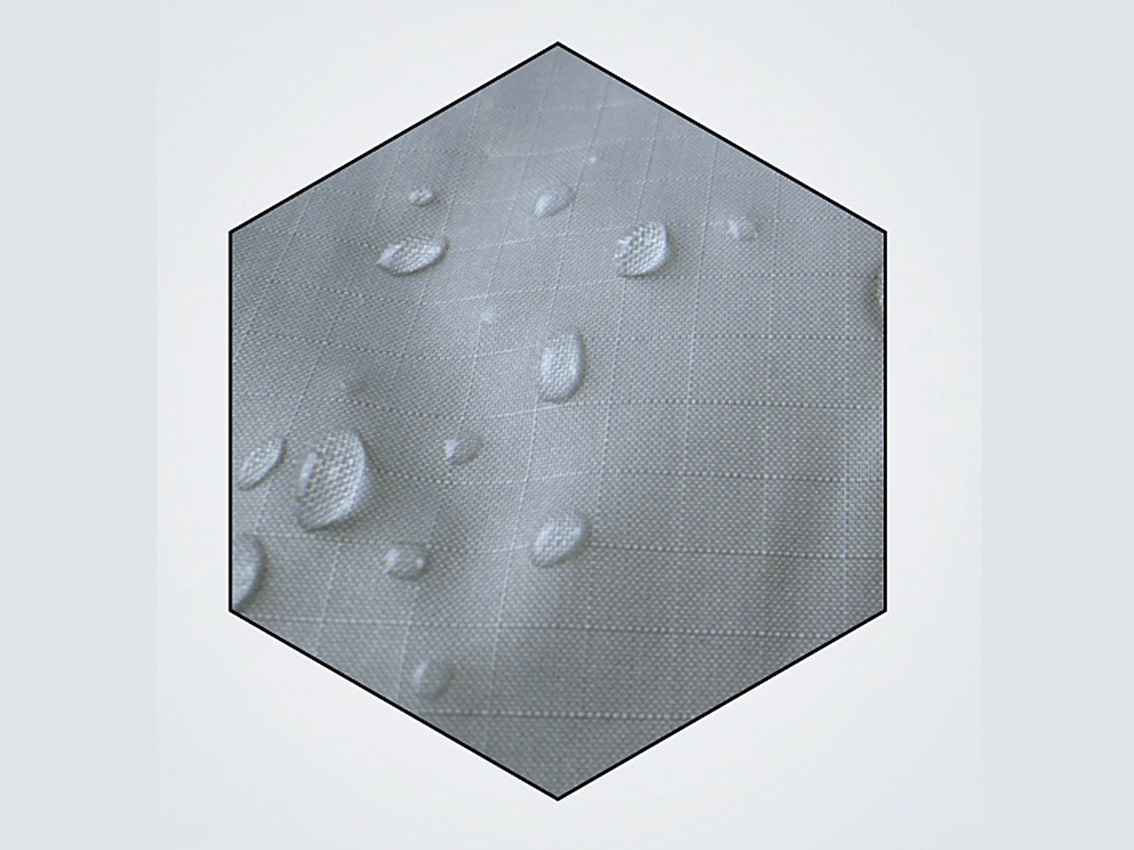 Water beading on water-repellent ripstop nylon, DEOS Chair Warmer fabric