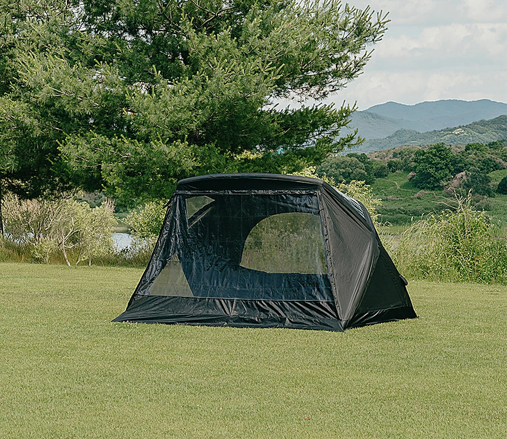 Wide view of the Geo-Air4 tent with TPU Door installed