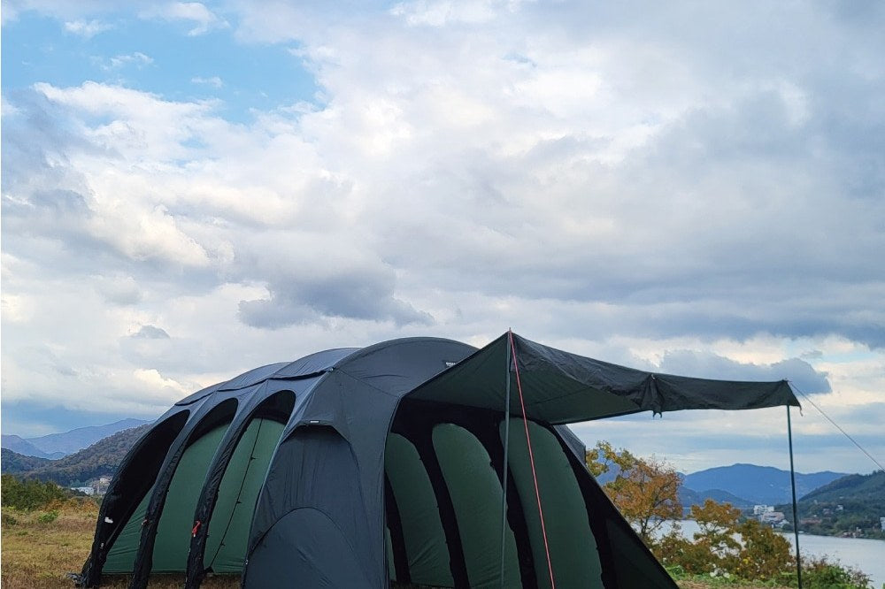 Gopamir T720+ Living Air Shelter, Dark Green, side panel extended as an overhead awning