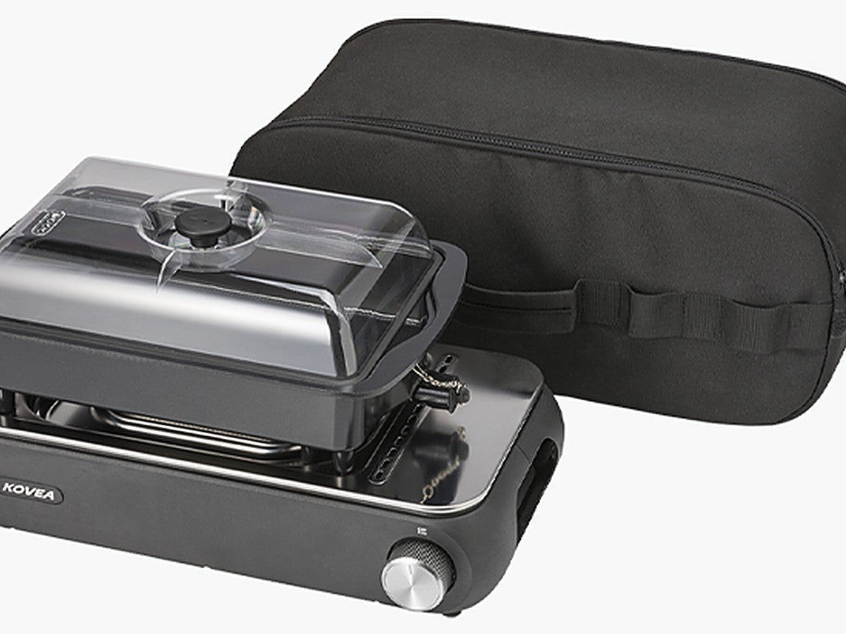 Guibada Ceramic cooktops packed into the KOVEA carry bag