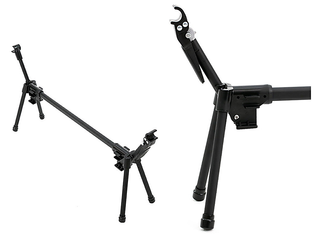 Close-ups of the Wide Cot 80 arm pole and the click button locking into the side pole joint.