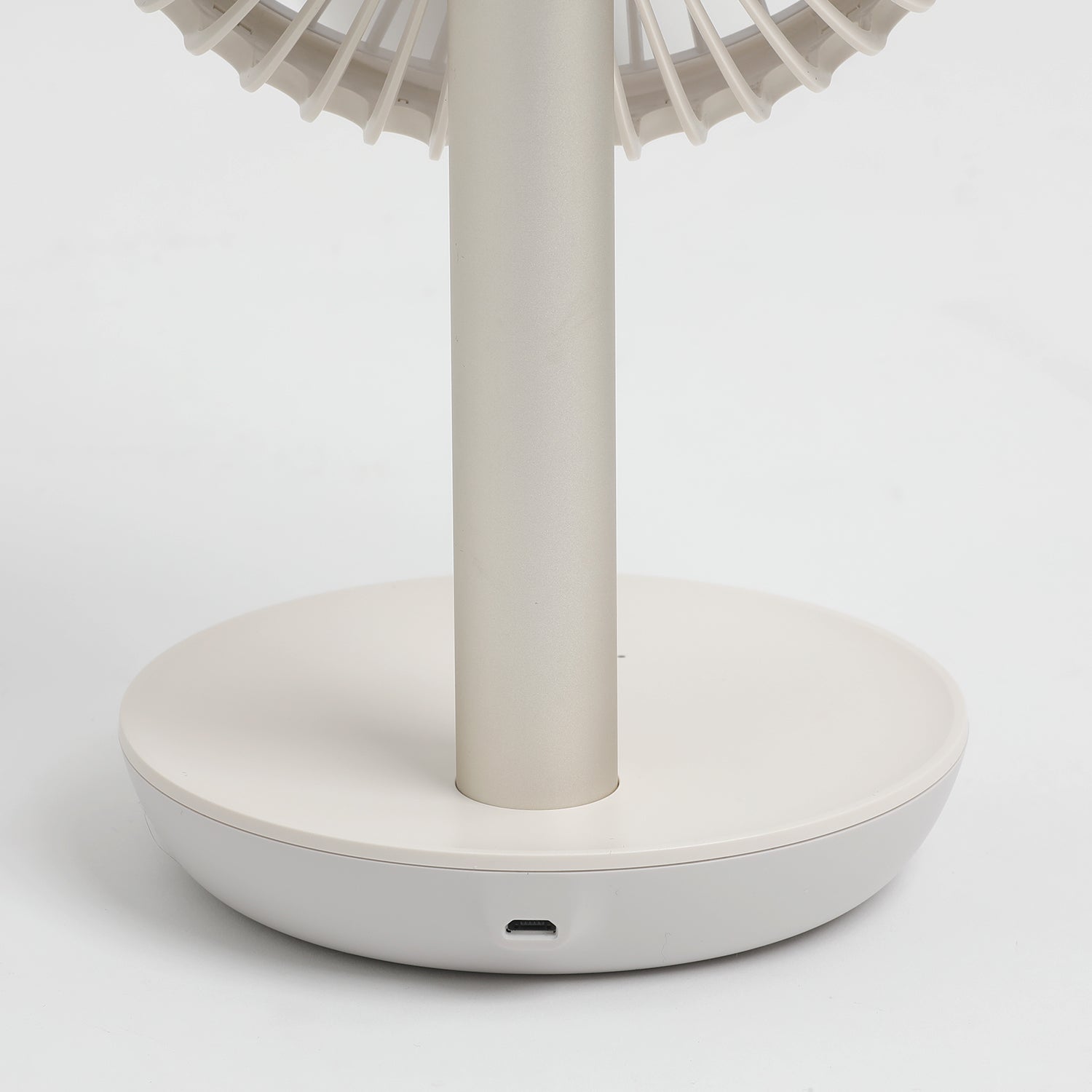 Lumena N9-Fan Stand2 / N9 Fan Stand2 / Rechargeable Desktop Circulator Fan