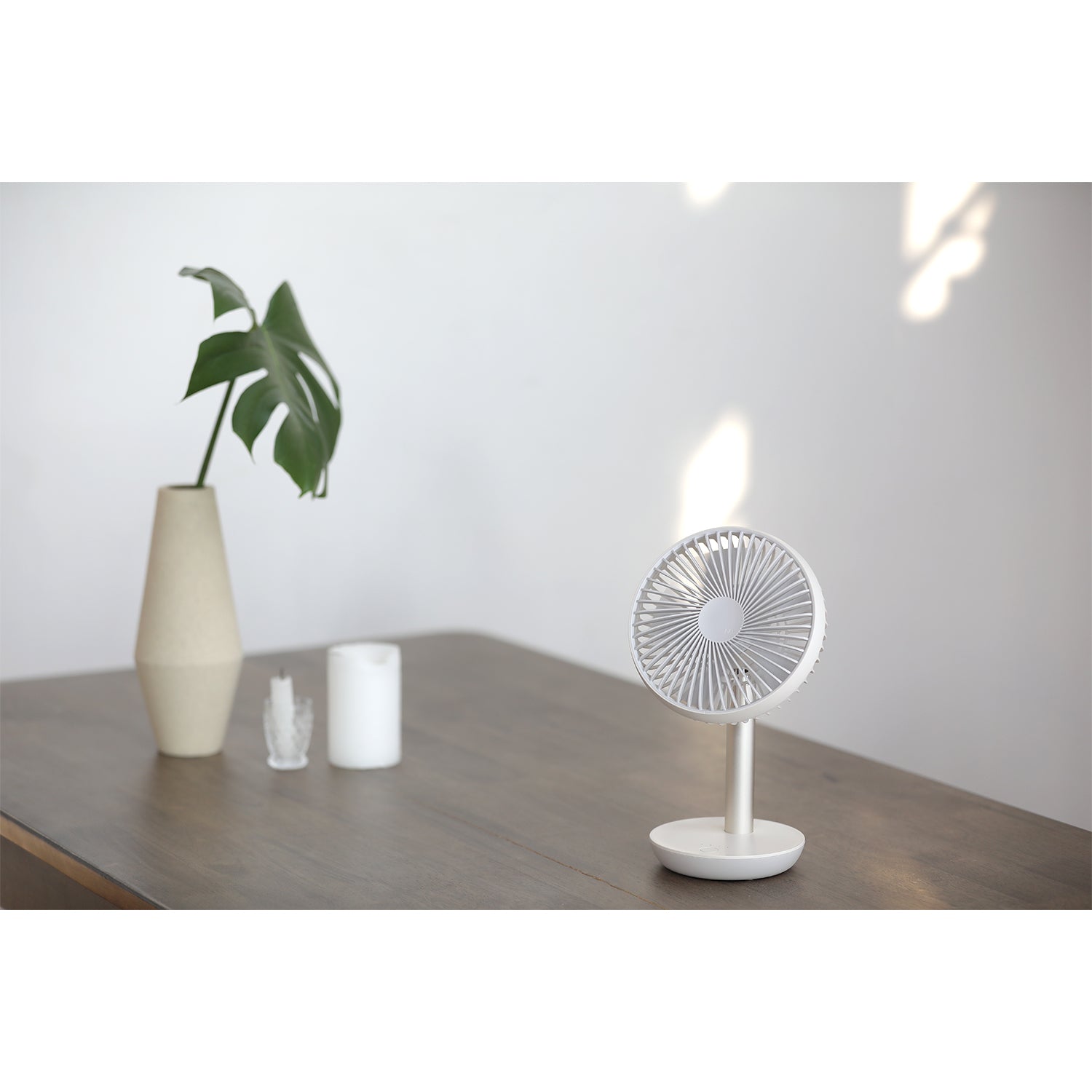 Lumena N9-Fan Stand2 / N9 Fan Stand2 / Rechargeable Desktop Circulator Fan