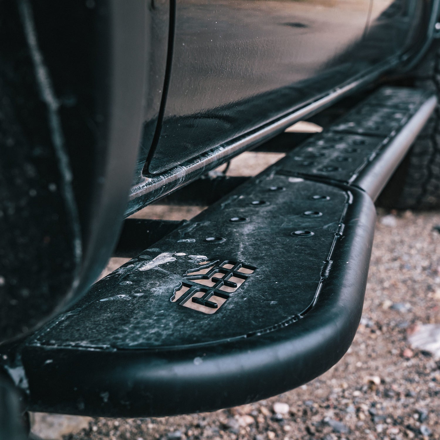 [TOYOTA TACOMA OVERLAND BOLT-ON ROCK SLIDERS] 2016-2021